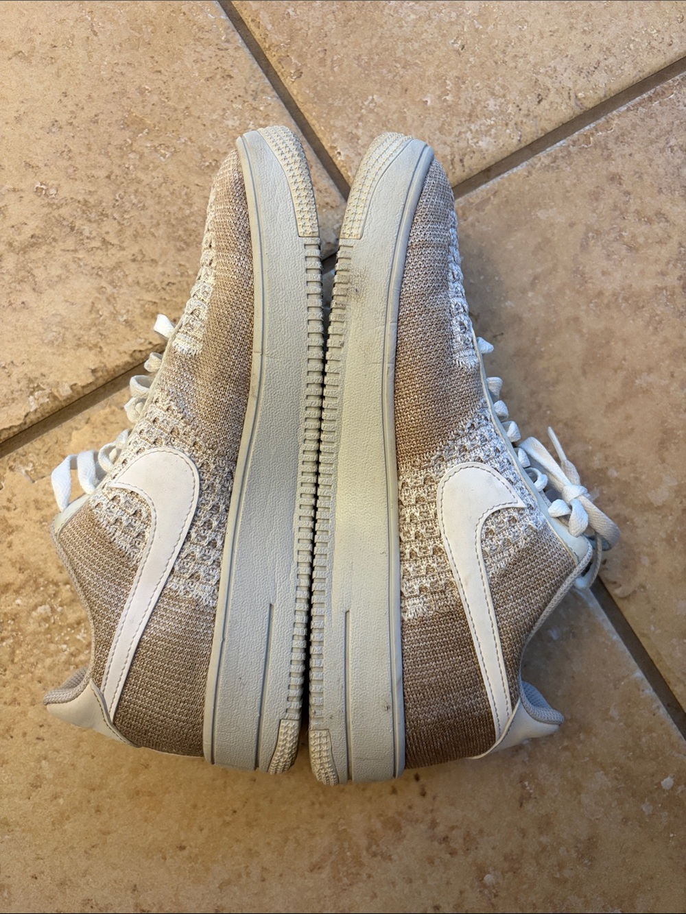 Men’s Nike Air Force 1 Flyknit 2.0
Light Bone - Picture 6 of 7